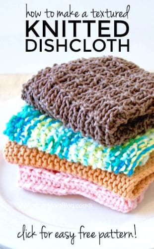 some knitted gifts for coworkers, showers, birthdays or holidays, below you will find 8 quick gifts to knit this weekend. 