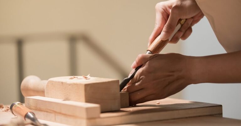 how to make money woodworking