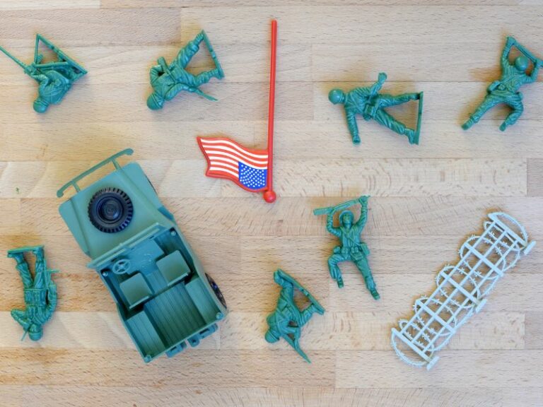 31 Best Things To Sell On eBay For A Profit {2024}