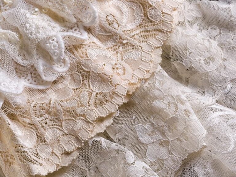 21 Best Selling Vintage Items On Etsy In 2023