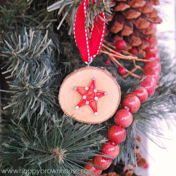 how to make wooden Christmas ornaments