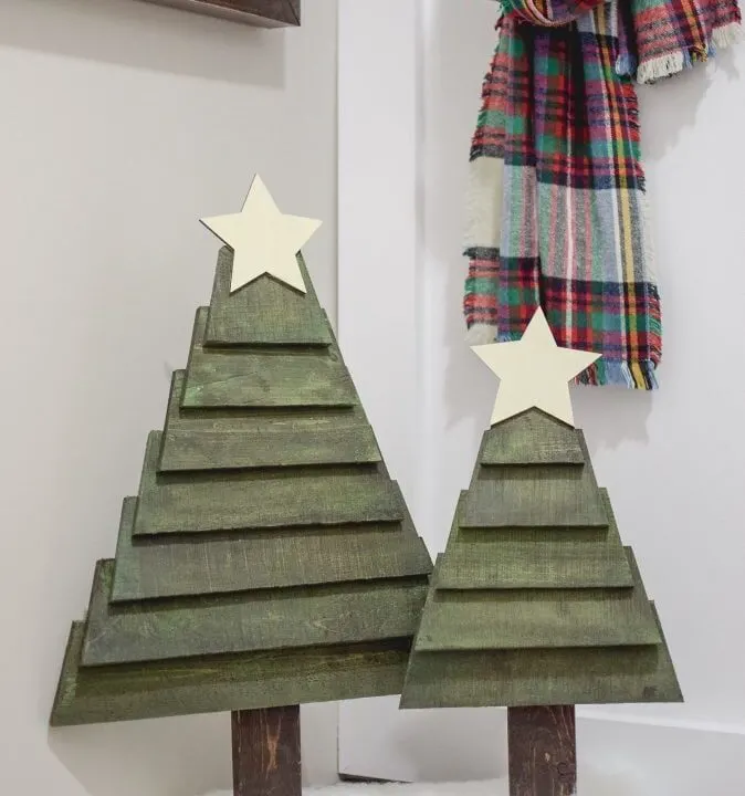 wood pallet Christmas trees