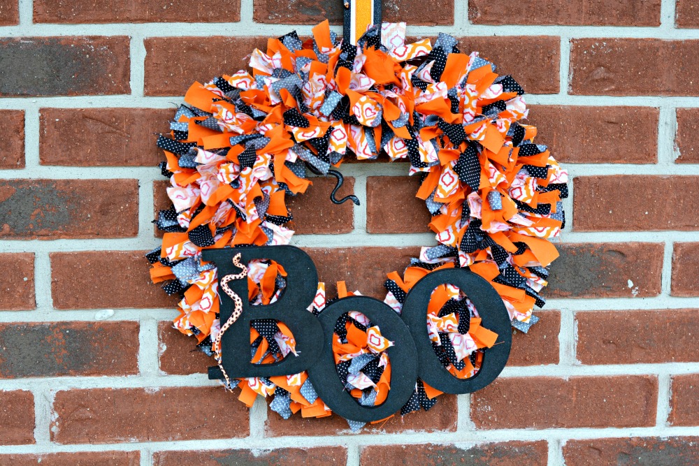 21 Halloween Crafts To Sell For A Profit