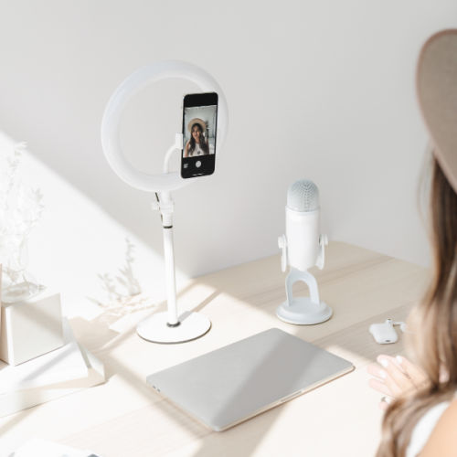 How to use fansly