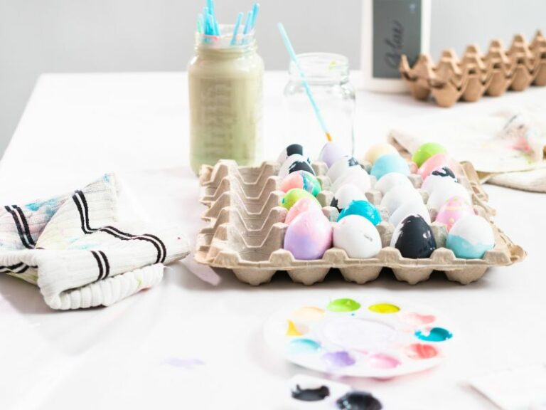 21 Handmade Easter Crafts To Sell