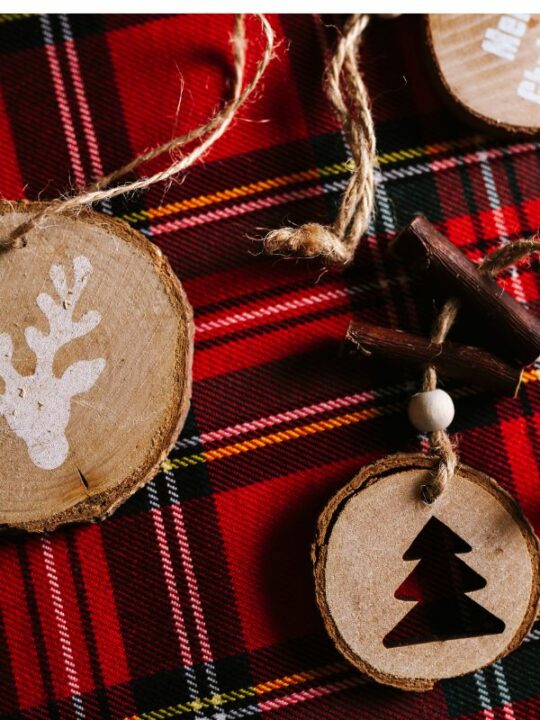 21 Most Profitable Things To Make And Sell At Christmas